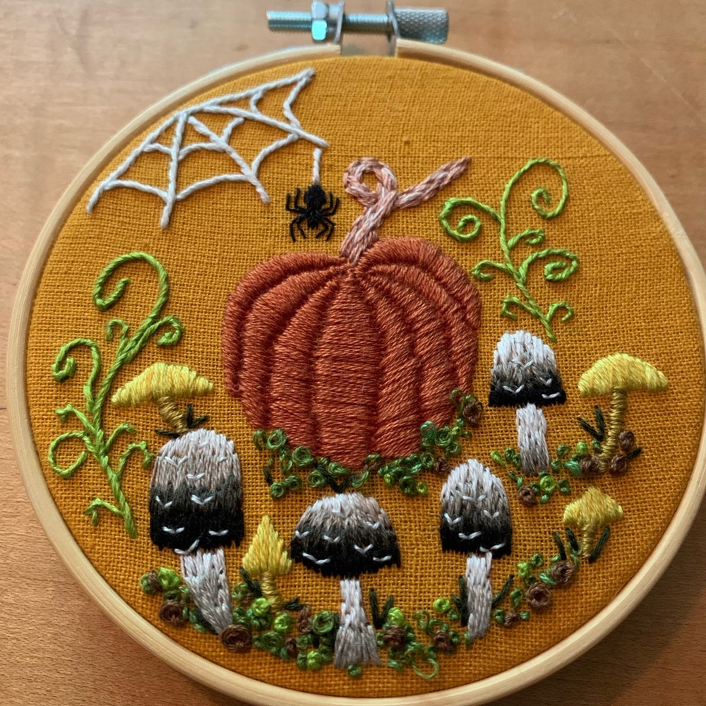 Pumpkin and mushroom embroidery 🍄🎃